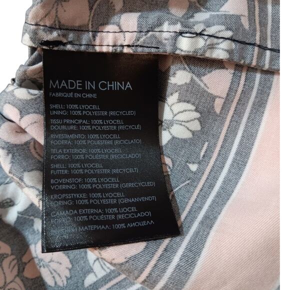 CLUB MONACO Floral‎ Blouse Top L Peplum Puff Short Sleeves Pink Black Cottage - Picture 8 of 11